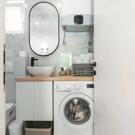 アパート Zora マカルスカ