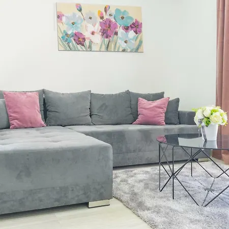 Zora マカルスカ